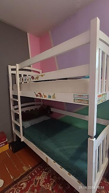 bunk bed: Двухъярусная детская кровать, Б/у, Натуральное дерево, цвет - Белый — 2