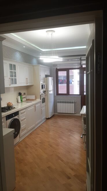 Sifarişlə qonaq dəstləri: Təmirdən sonrakı dəbli interyerlə təqdim olunur geniş dəhliz və rahat — 14