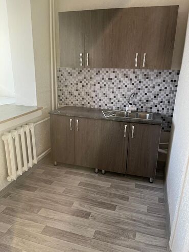 срочно продаю участок газ канализация есть: 1 комната, 34 м², 105 серия, 6 этаж, Косметический ремонт