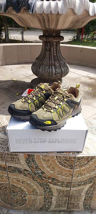 Треккинговые кроссовки The North Face - Назначение: походы, трейл at lalafo.kg Треккинговые кроссовки The North Face - Назначение: походы, трейл