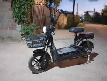 Скутеры: Скутер 500 куб. см, Электро, Б/у