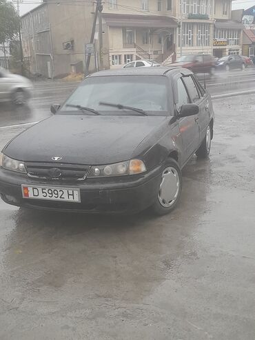 Daewoo: Daewoo Nexia: 1994 г., 1.5 л, Механика, Бензин, Седан