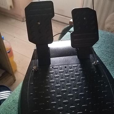 dimenzije table za kos: Thrustmaster T80 Ferrari 488 GTB - Volan dijagonala 28cm. Koriscen da — 2