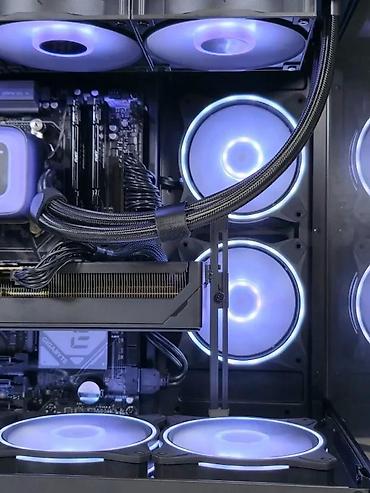 Desktop računari i radne stanice: Ryzen 7 7800X3D RTX 5070TI B850 64GB 1TB - SM156PC. ✨ Prodaja i — 18