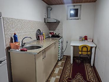 günü: 60 kv. m, 1 otaqlı, Kombi, İnternet, Telefon — 9