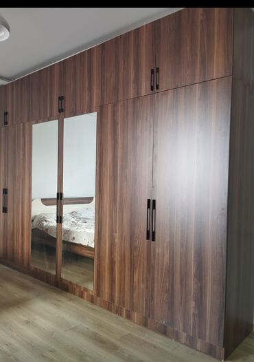 встроенный шкаф: Künc dolab, Yataq otağı üçün, Qarderob, Açılan, Korpuslu, 4 qapılı