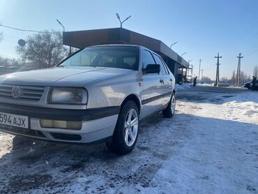 шевролет матиз 3: Volkswagen Vento: 1993 г., 1.8 л, Механика, Газ, Седан