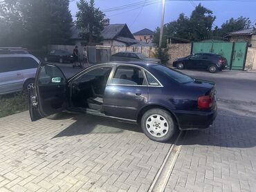 смок нова 2: Audi A4: 1995 г., 1.8 л, Автомат, Бензин, Седан