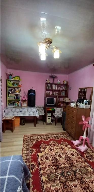 Продажа коттеджей и домов: Продаётся уютный дом в районе Карагачёвой рощи Общая площадь 80м² Две — 5