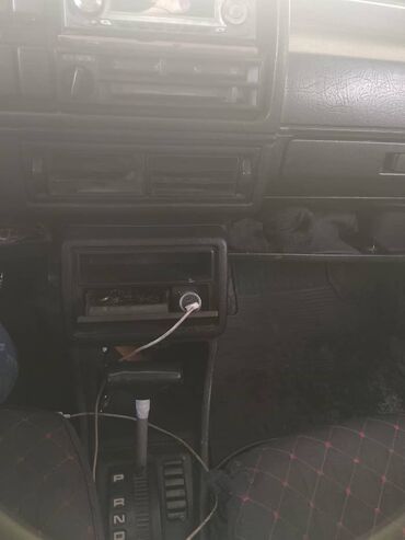 Volkswagen: Volkswagen Golf: 1989 г., Автомат, Бензин, Хэтчбэк at lalafo.kg — 7 Volkswagen: Volkswagen Golf: 1989 г., Автомат, Бензин, Хэтчбэк — 7