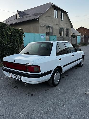 Mazda: Mazda 323: 1989 г., 1.6 л, Автомат, Бензин, Седан — 6