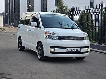 devo matiz: Toyota Voxy: 2003 г., 2 л, Автомат, Бензин, Минивэн — 6