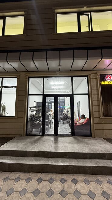 готовый бизнес производство: Сдается коммерческое помещение. 300кв метров на первой линии по