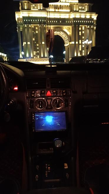 cls 63 amg: Mercedes-Benz C-sinfi sedan - Kuzov: 4 qapılı sedan, tünd mavi rəng - — 4