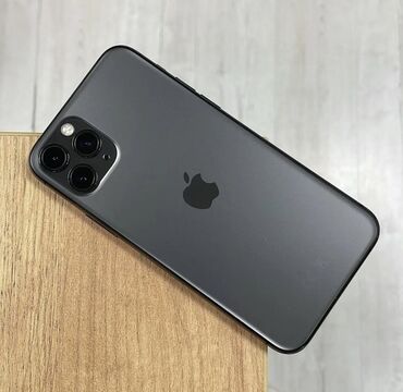 Apple iPhone: IPhone 11 Pro, Б/у, 256 ГБ, Черный, Защитное стекло, Чехол, Кабель, 90 %