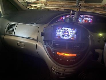e klass: Toyota Estima: 2002 г., 2.4 л, Автомат, Газ, Минивэн — 6
