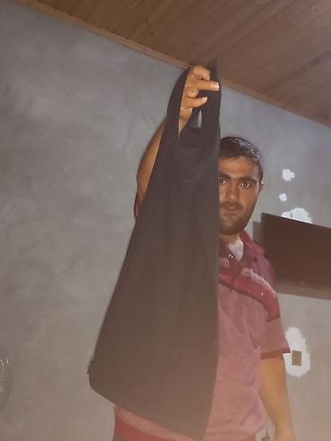 Kişi geyimləri: Kişi geyim dəsti - Bordo rəngli trikotaj sviter: ön hissədə böyük — 4