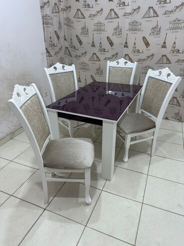 Kabellər: Qonaq otağı üçün, İşlənmiş, 4 stul