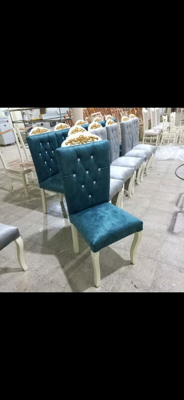 Masa və oturacaq dəstləri: Qonaq otağı üçün, Yeni, Açılmayan, Dördbucaq masa, 6 stul — 24