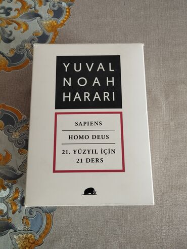 idmana aid sekil: Yuval noah Harari kitabları, dəst olaraq satılır, yepyenidir, öz