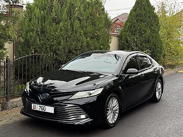 Toyota Camry: 2019 г., 2.5 л, Автомат, Бензин, Седан at lalafo.kg Toyota Camry: 2019 г., 2.5 л, Автомат, Бензин, Седан