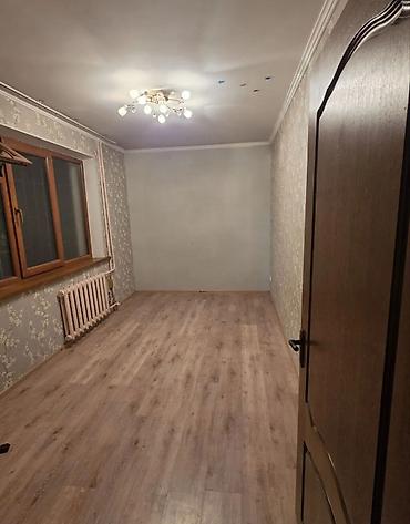 104: 3 комнаты, 63 м², 7 мкр 104 серия, 1 этаж — 3