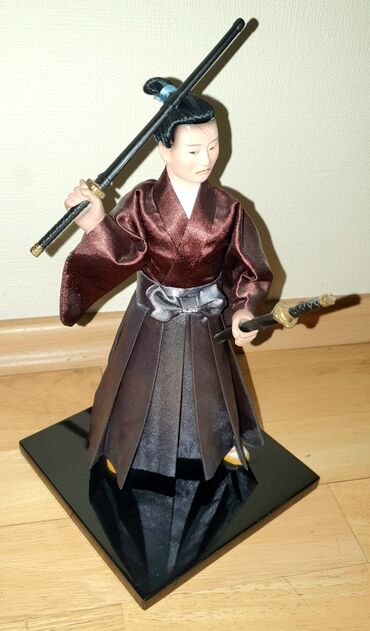 коллекционные: Кукла коллекционная, известная самурая Миамото Мусаси, высота 30см