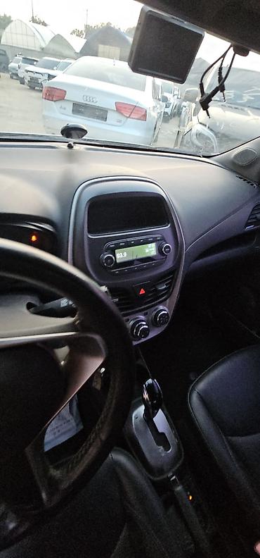 shevrolet lacetti: Chevrolet Spark: 2017 г., 0.1 л, Автомат, Бензин, Хэтчбэк — 3