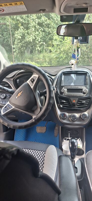 Chevrolet: Chevrolet Spark: 2018 г., 0.1 л, Вариатор, Бензин, Хэтчбэк — 9