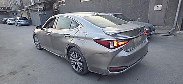 Lexus: Lexus ES: 2019 г., Гибрид, Седан — 8