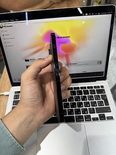 iphon 17 pro max: IPhone 14 Pro Max, Б/у, 128 ГБ, Jet Black, Защитное стекло, Чехол, 93 % — 3
