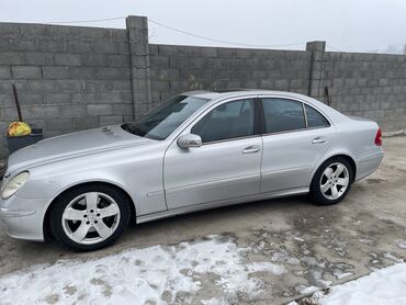 обмен на 211: Mercedes-Benz E-Class: 2002 г., 5 л, Автомат, Бензин, Седан