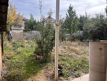 Продажа домов: 3 комнаты, 100 м², 5 соток, Бишкек, Ак-Орго ж/м Собственник — 3