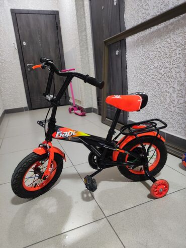 Другие товары для детей: Продаю велосипед на возраст 3-6 лет, в очень хорошем состоянии. Цена