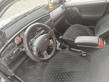 морда пассат б3: Volkswagen Vento: 1994 г., 1.8 л, Механика, Бензин, Седан