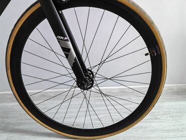 Шоссейные велосипеды: Шоссейный велосипед, Рама M (156 - 178 см), Б/у — 3