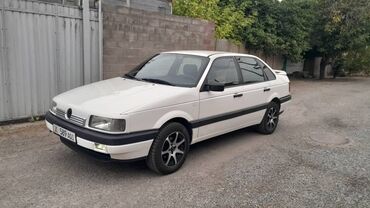 Volkswagen: Volkswagen Passat: 1991 г., 2 л, Механика, Газ, Седан