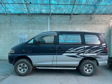 гири euro classic: Mitsubishi Delica: 1995 г., 2.8 л, Автомат, Дизель, Внедорожник