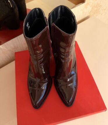 kampus ayaqqabi: Asos, Ölçü: 37.5, rəng - Qara, İşlənmiş
