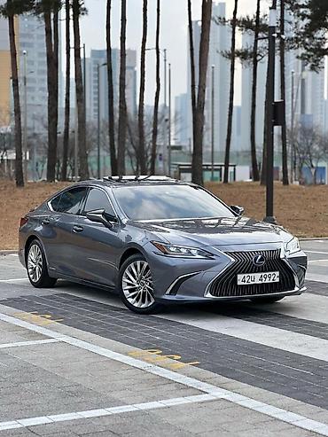 es 300 h: Lexus ES: 2019 г., 2.5 л, Вариатор, Гибрид, Седан — 7
