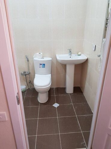 Uzunmüddətli kirayə mənzillər: Yeni Yasamalda Asan Xidmətin yaxınlığında 9 mertebeli binanın 4-cü -da lalafo.az — 12 Uzunmüddətli kirayə mənzillər: Yeni Yasamalda Asan Xidmətin yaxınlığında 9 mertebeli binanın 4-cü — 12