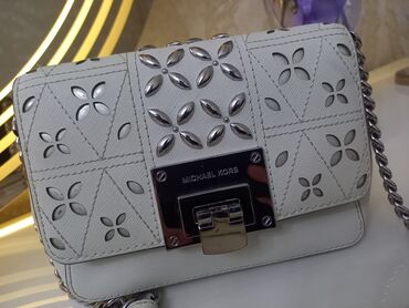 Basanoşka və səndəllər: Ölçü: 37.5, rəng - Sarı, Yeni -da lalafo.az — 30 Basanoşka və səndəllər: Ölçü: 37.5, rəng - Sarı, Yeni — 30