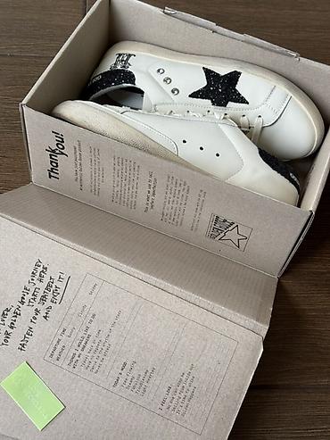 golden: Кроссовки, 40, Golden Goose, Б/у, цвет - Белый, Платная доставка — 3