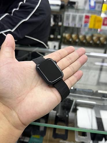 Apple Watch Series 7, 45 мм, алюминий, GPS. Особенности: - Большой