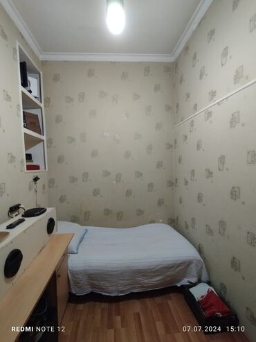 zabratda heyet evleri: Zabrat 3 otaqlı, 83 kv. m, Orta təmir