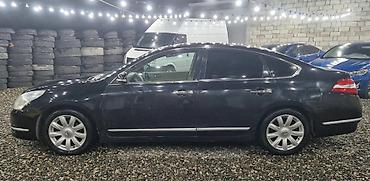 nissan wingroad: Nissan Teana – biznes sinfi sedan Xüsusiyyətlər: - Korpus: qara rəng — 5