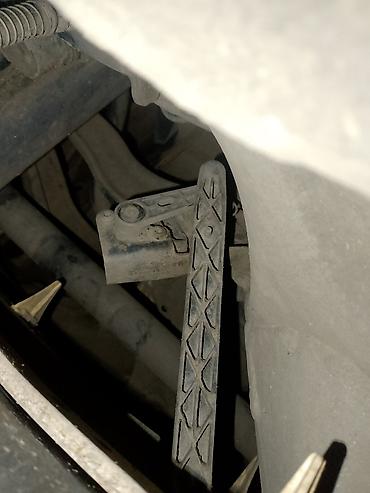 Другие автоуслуги: Компьютерная диагностика и устранение неисправности, замена свечей — 9