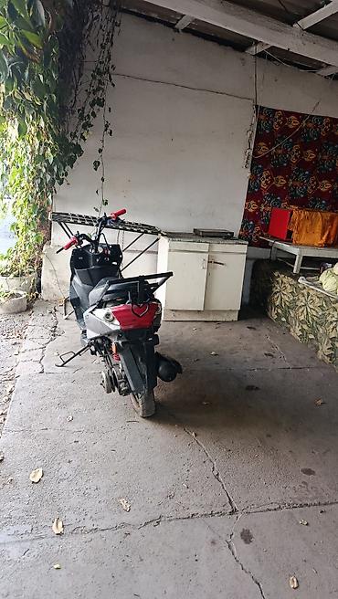 Продаю м8 150 куб вложения по пластику и заднее колесо и передний at lalafo.kg Продаю м8 150 куб вложения по пластику и заднее колесо и передний
