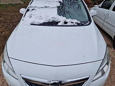 levo krilo golf 4: HAUBA BELA BOJA ZA OPEL ASTRA J | Svi delovi za Opel vozila : Astra — 2