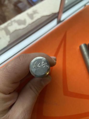 Шурупы: Məhsul: Nerj A480 4 ədəd şpilka dəsti, M16, uzunluq 11,5 cm Təsvir: - — 3
